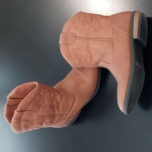 Country cowgirl brown boots